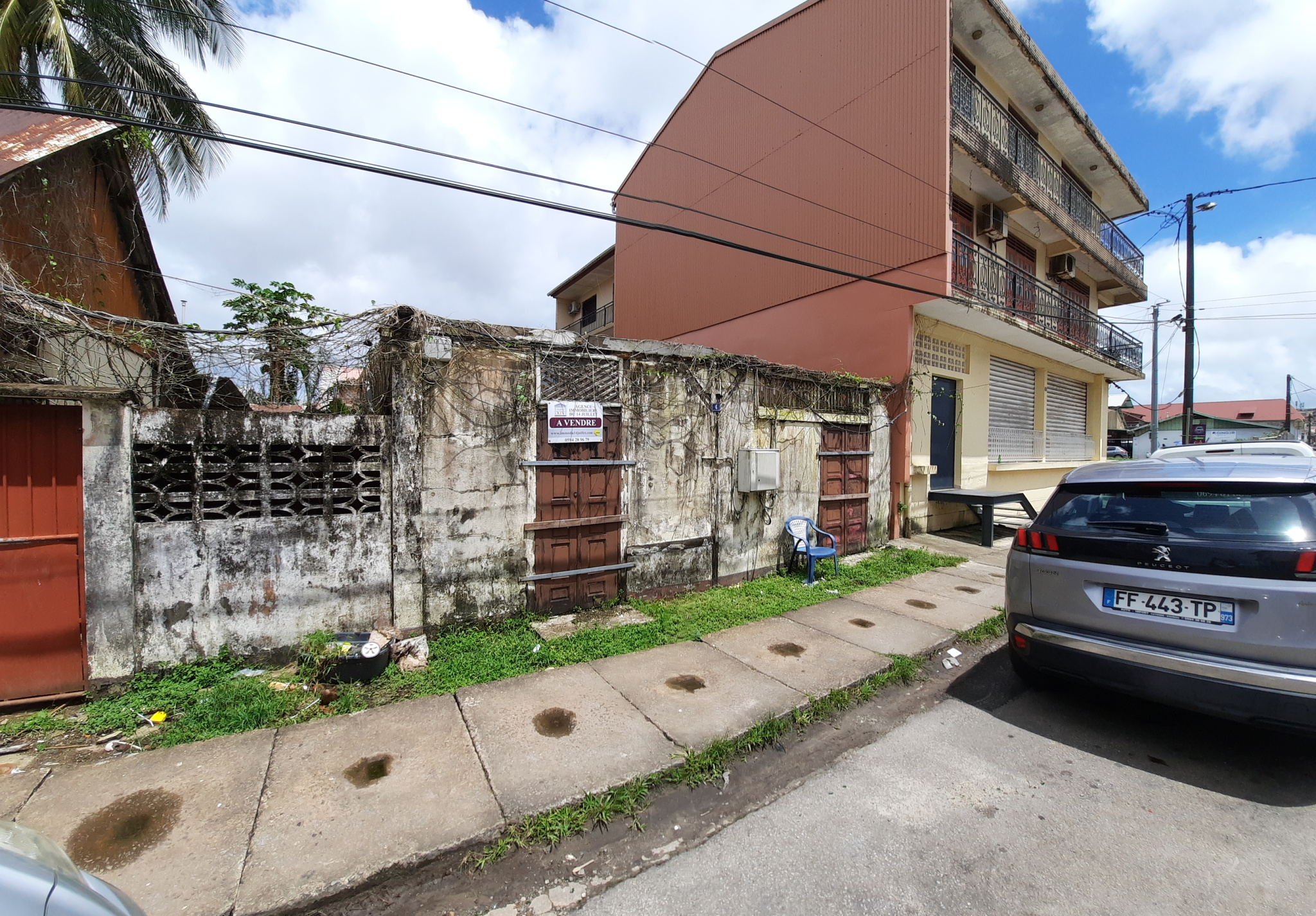 vente-terrain-de-206m-cayenne-rue-paul-amusant-cayenne-centre-ville